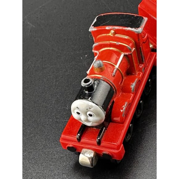 2002 James And Tender Thomas & Friends Take-N-Play Along Diecast Train #5 Engine - Picture 4 of 11